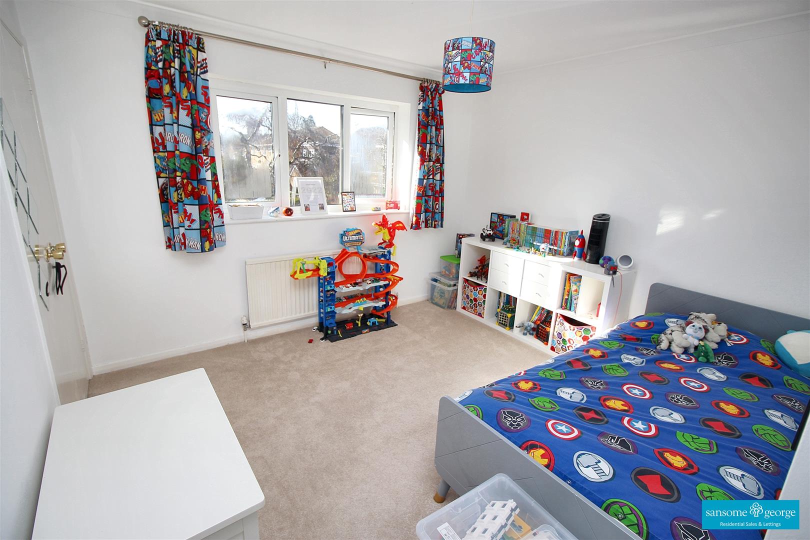 Cranmer Close, Tilehurst, Reading